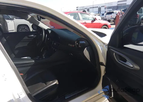 2018 Alfa Romeo Giulia Awd from USA, damaged, VIN ZARFAEDN3J7573502